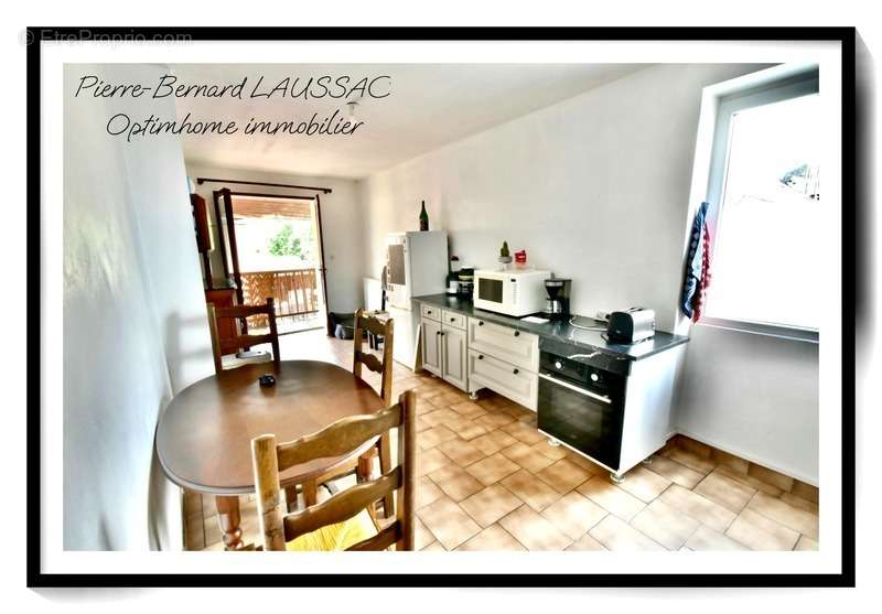 Appartement à CHAMOUX-SUR-GELON