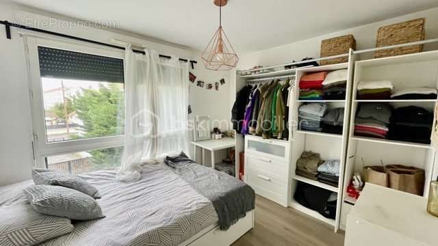 Appartement à COLOMBES