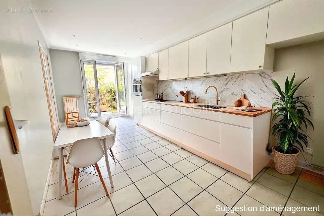 Appartement à LYON-9E