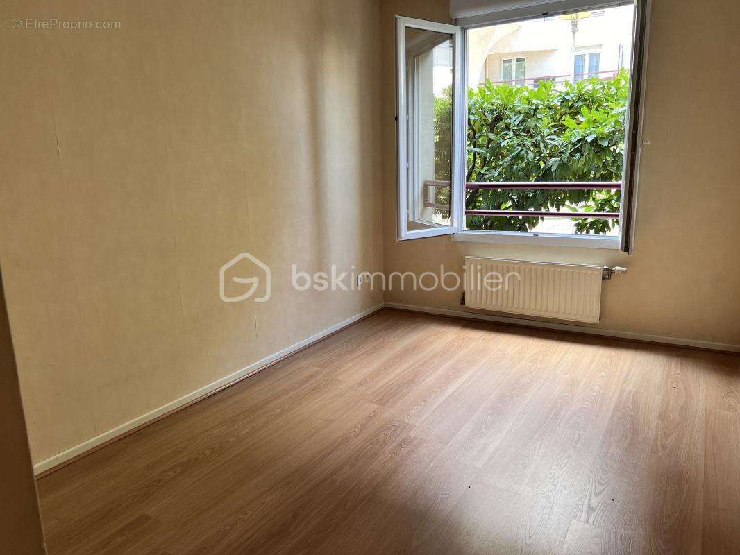 Appartement à LYON-9E