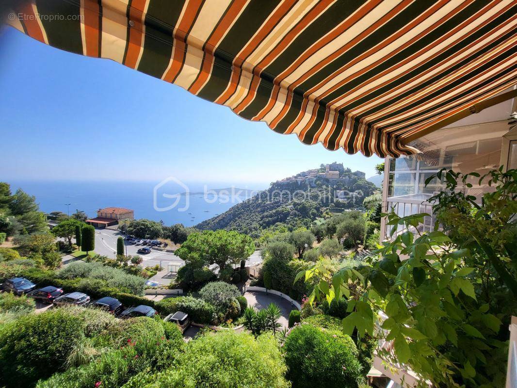 Appartement à EZE