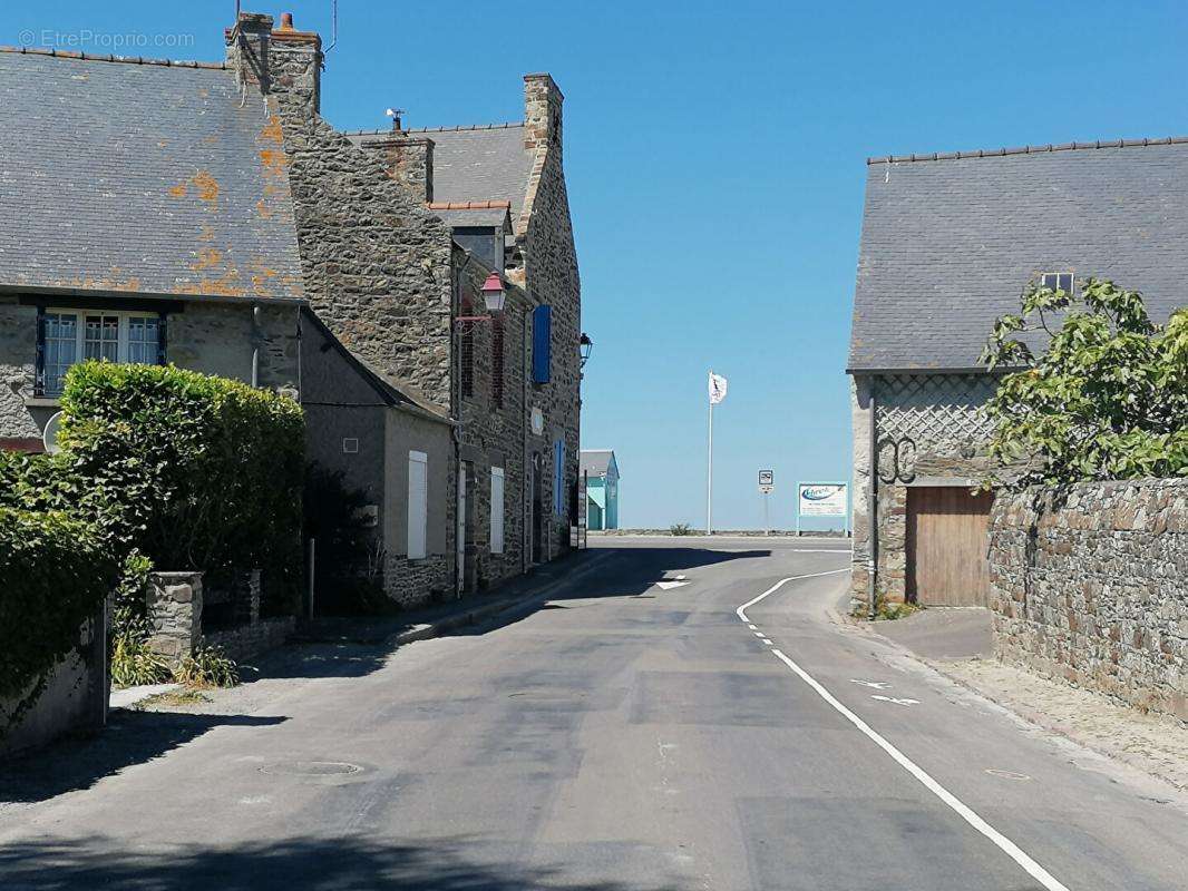 Maison à HIREL