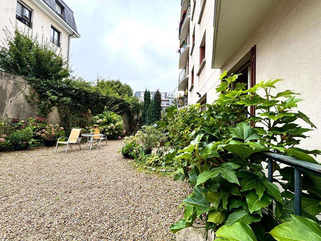 Appartement à MAISONS-ALFORT