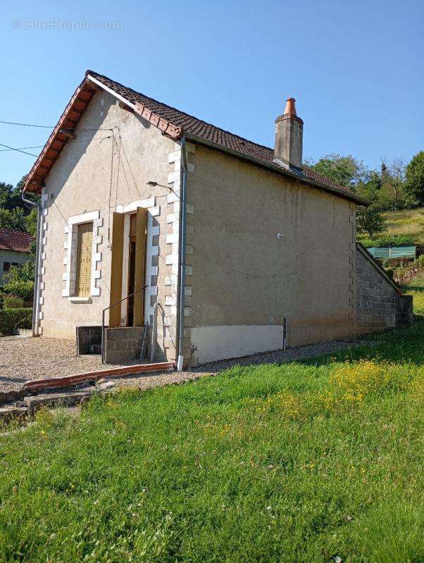 Maison à SAINT-AMAND-MONTROND