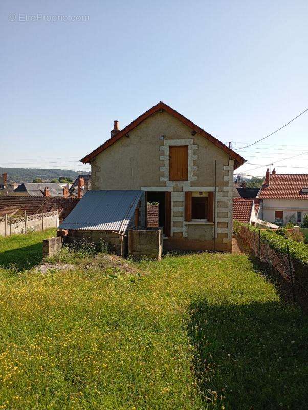 Maison à SAINT-AMAND-MONTROND