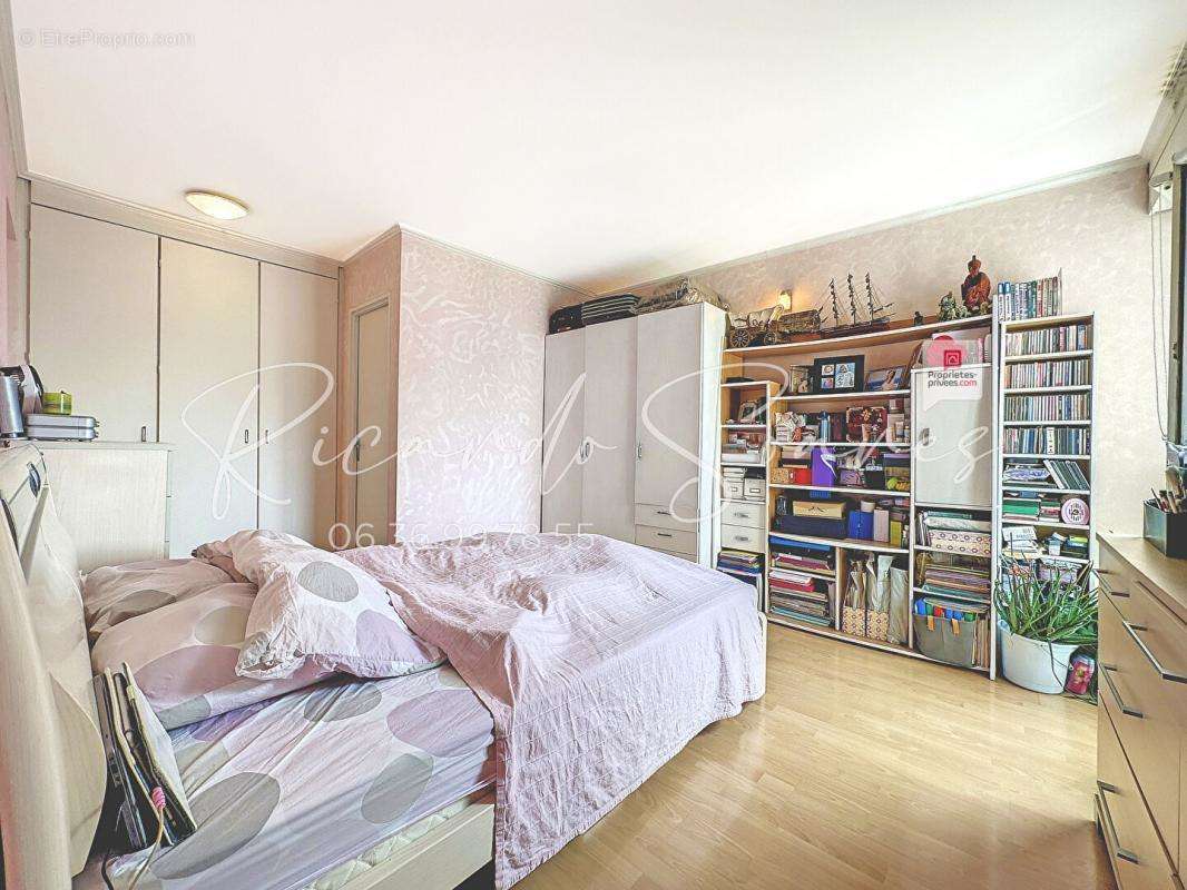 Appartement à PARIS-19E