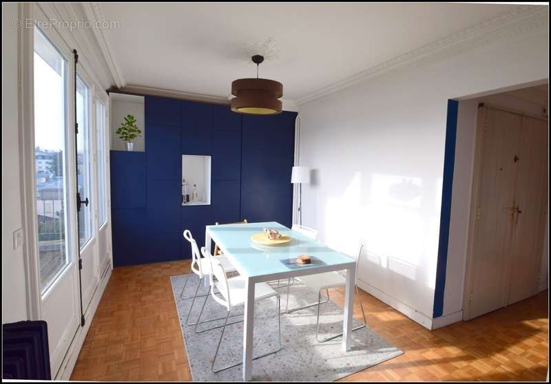 Appartement à VERSAILLES