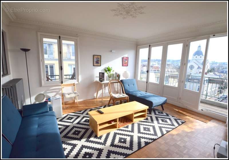 Appartement à VERSAILLES