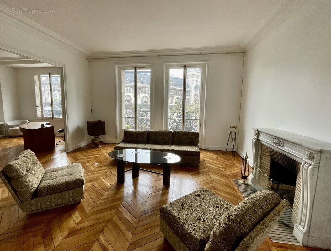 Appartement à PARIS-12E