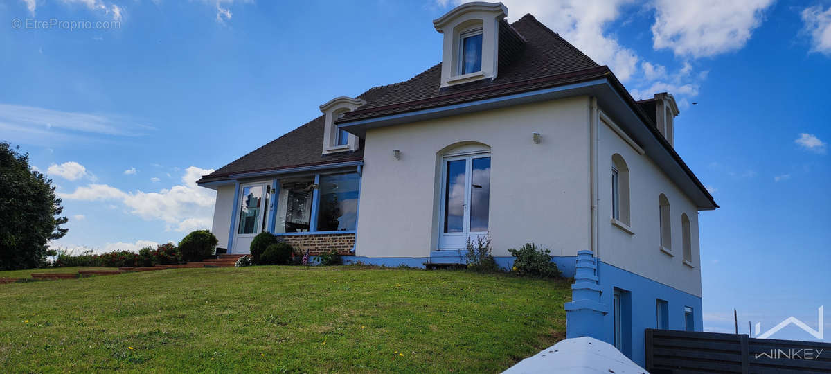 Maison à SAINT-COME-DE-FRESNE