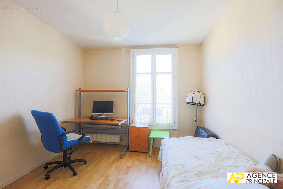 Appartement à MAISONS-LAFFITTE