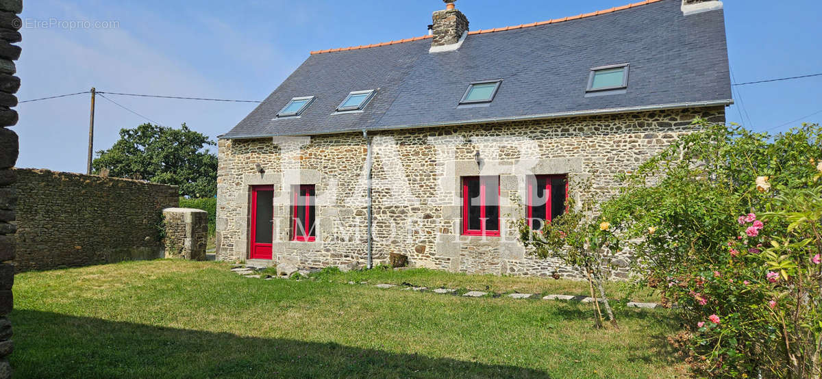 Maison à SAINT-CYR-EN-PAIL