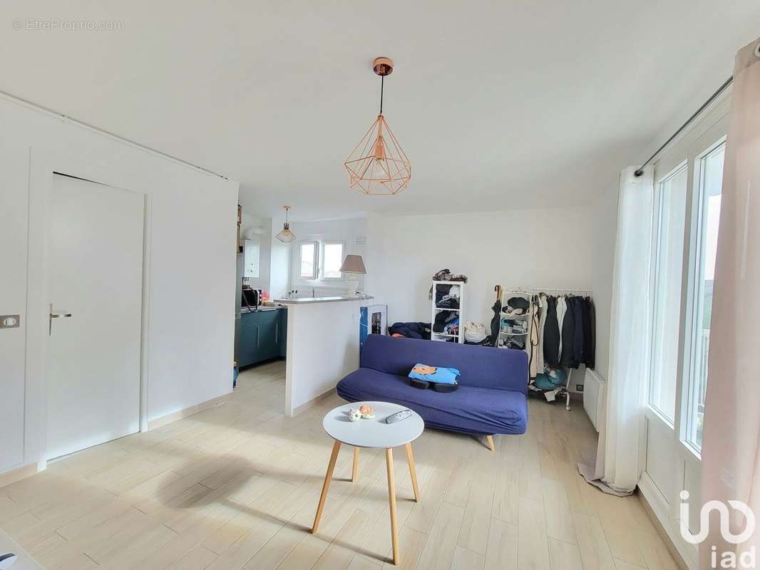 Photo 2 - Appartement à SAINT-MAUR-DES-FOSSES