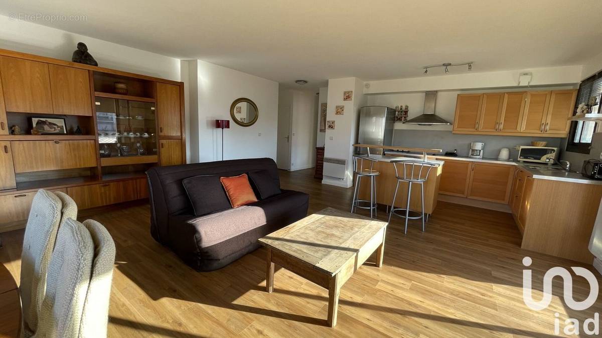 Photo 1 - Appartement à SAINT-MAUR-DES-FOSSES