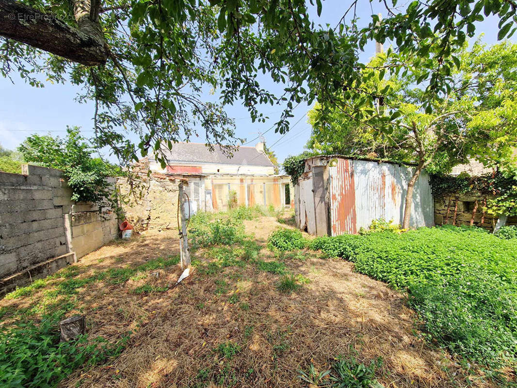 Maison à DOUE-LA-FONTAINE