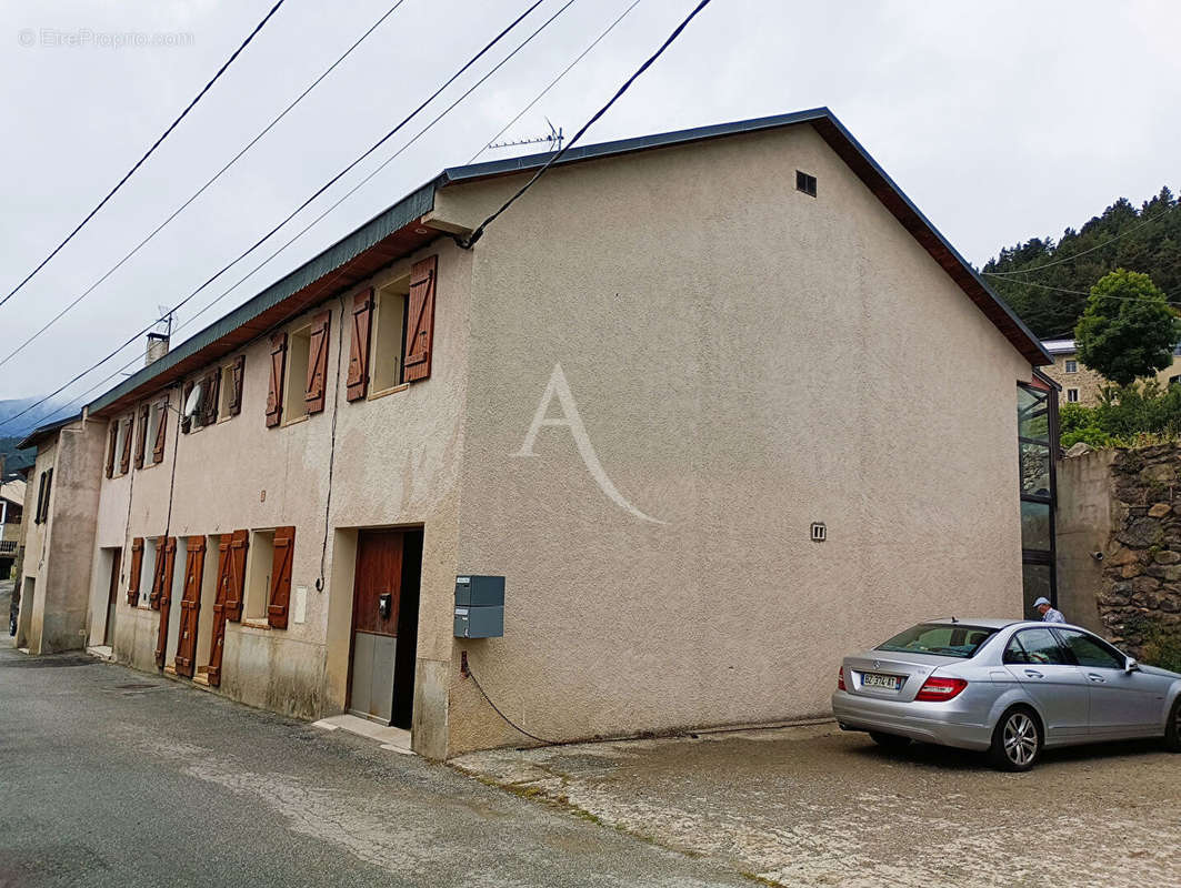 Maison à FORMIGUERES