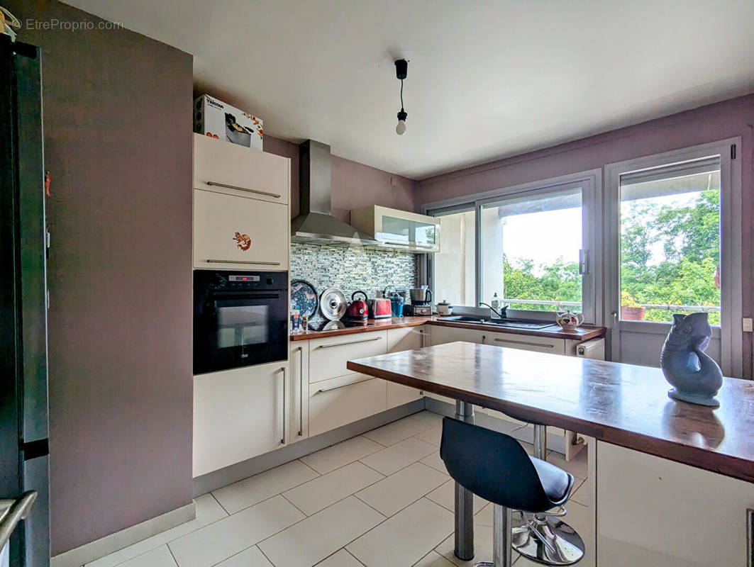 Appartement à VAIRES-SUR-MARNE