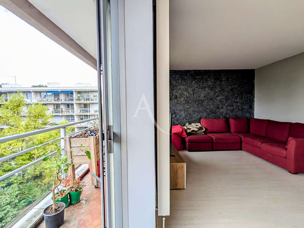 Appartement à VAIRES-SUR-MARNE