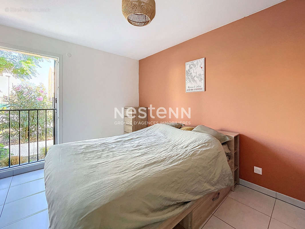 Appartement à LE PUY-SAINTE-REPARADE