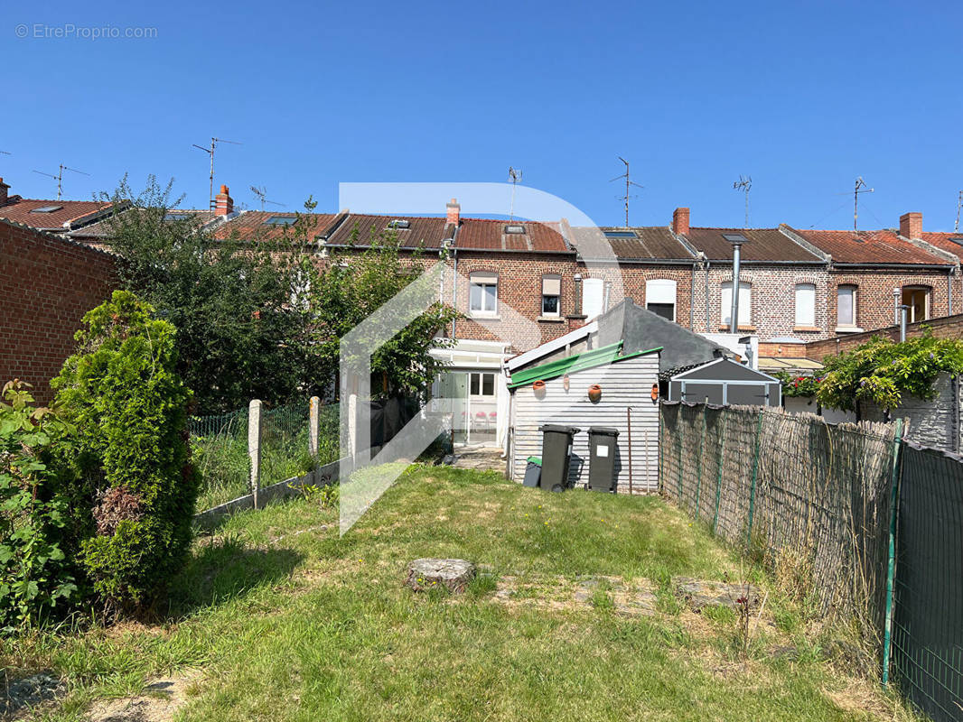 Maison à SAINT-AMAND-LES-EAUX