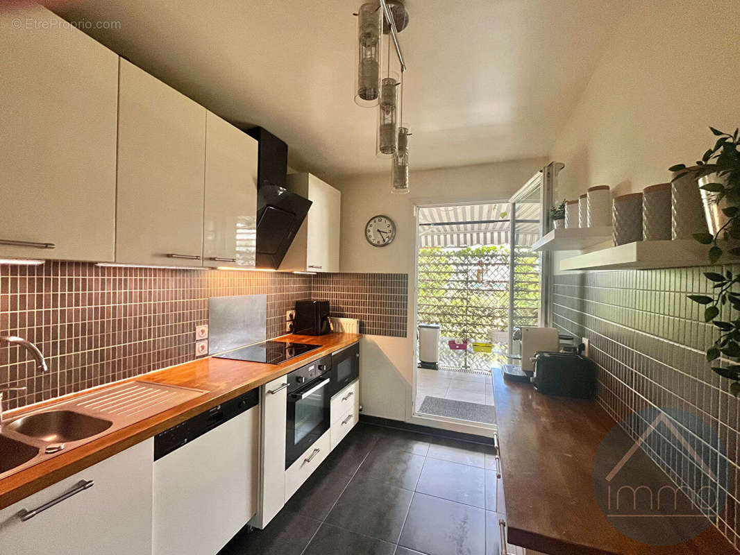 Appartement à GENNEVILLIERS