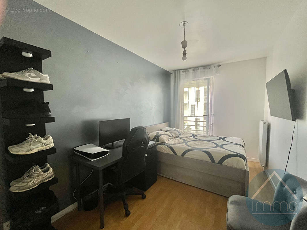 Appartement à GENNEVILLIERS