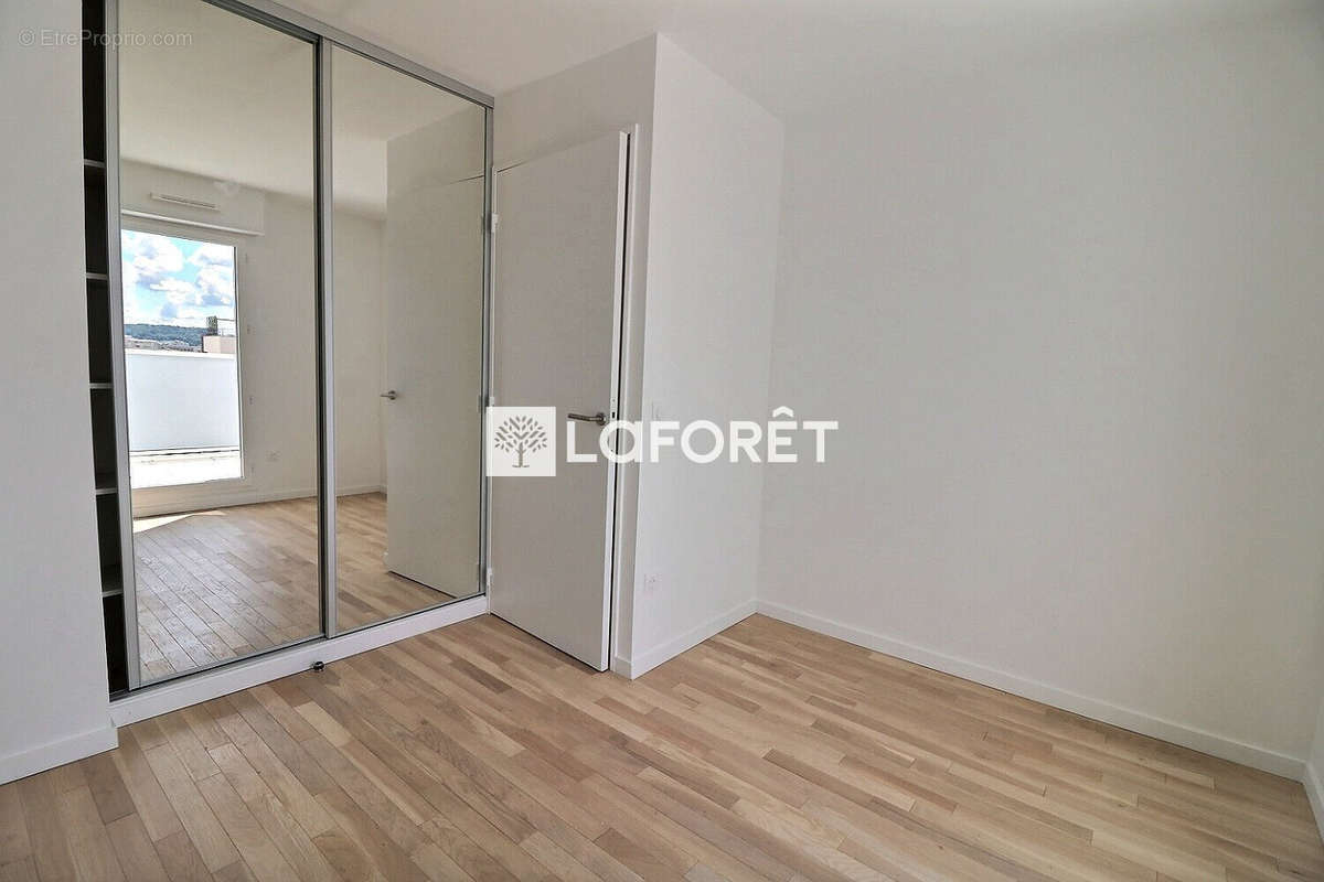 Appartement à RUEIL-MALMAISON