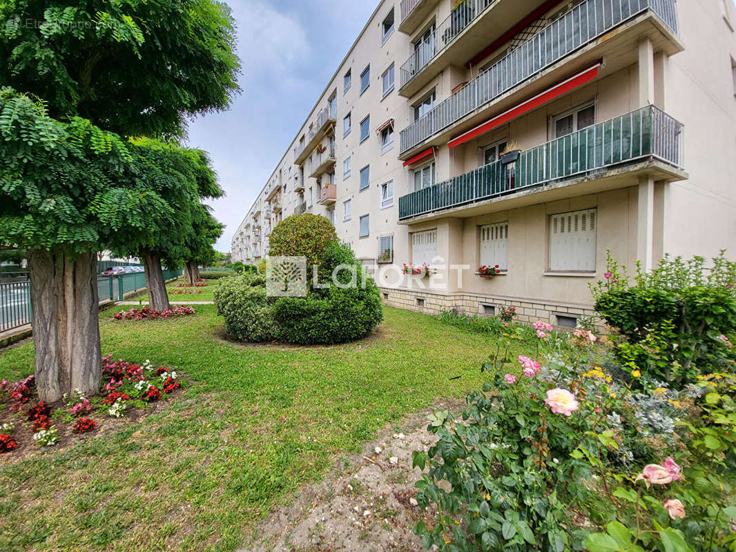 Appartement à RUEIL-MALMAISON