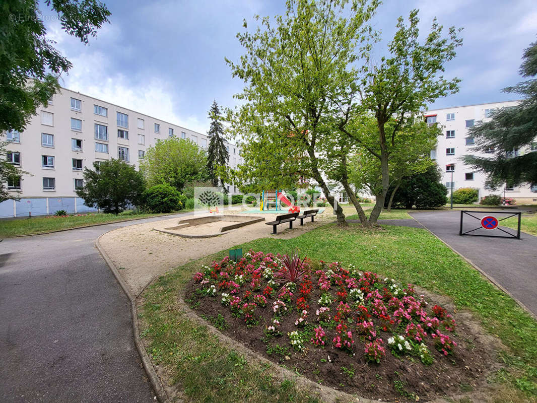 Appartement à RUEIL-MALMAISON