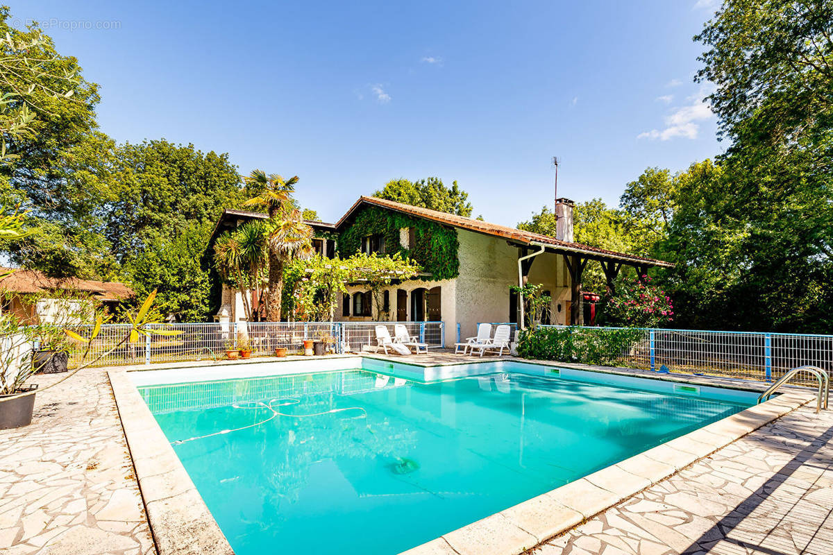 Maison à SAINT-LOUBES