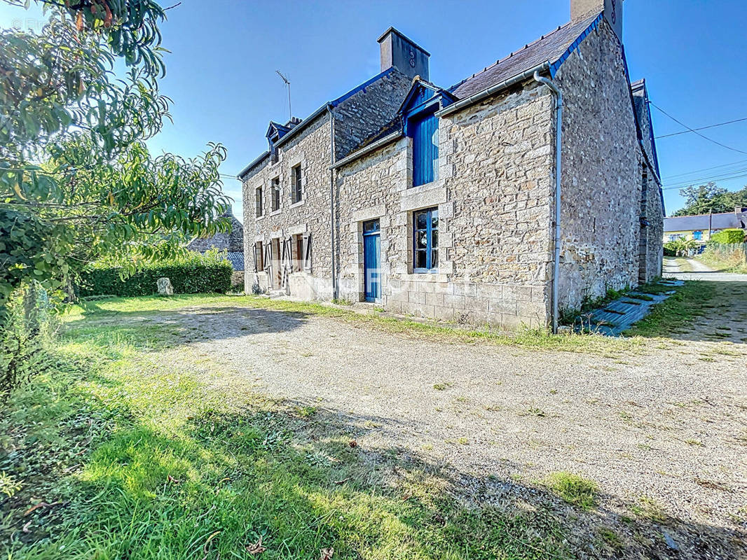 Maison à BAINS-SUR-OUST