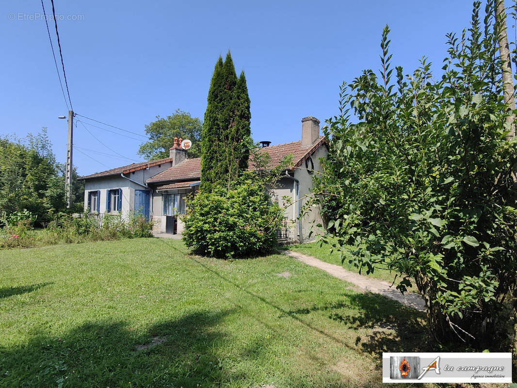 Maison à SAINT-ELOY-LES-MINES