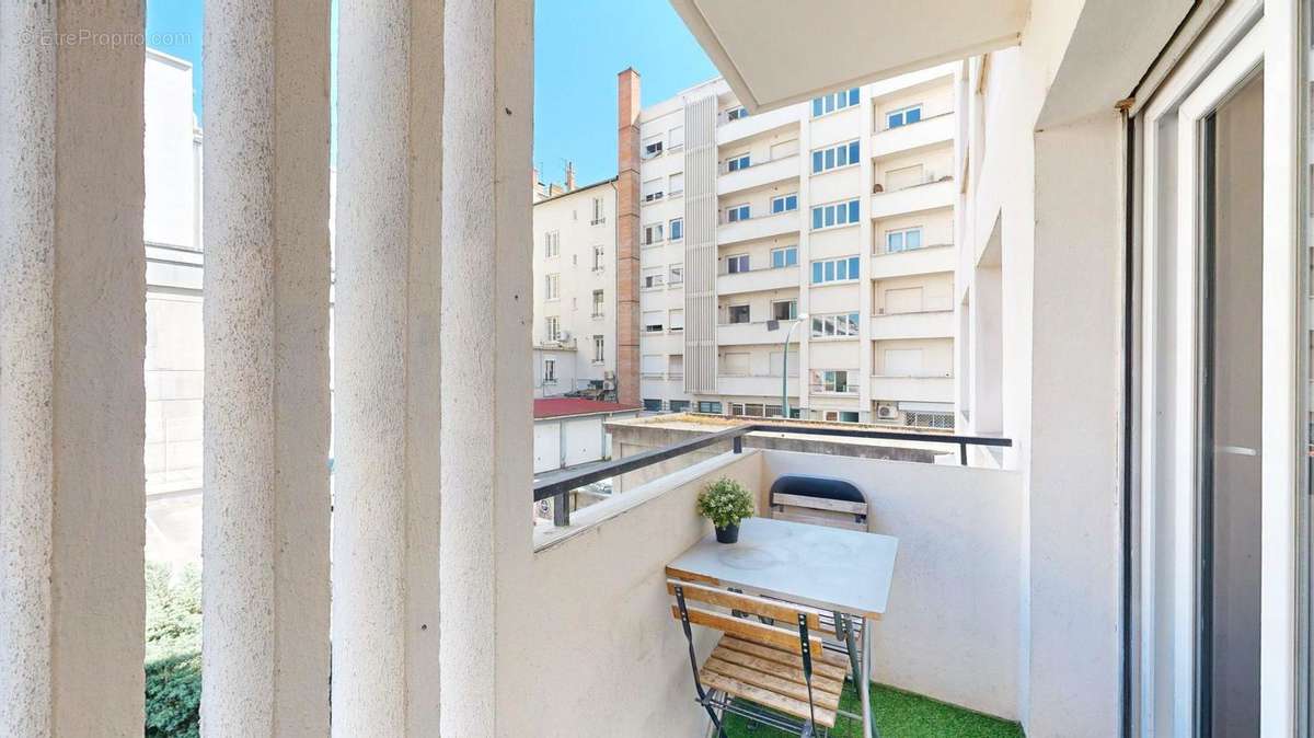 Appartement à VILLEURBANNE