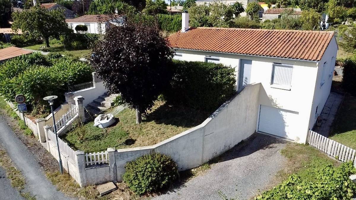 Maison à L&#039;ORBRIE