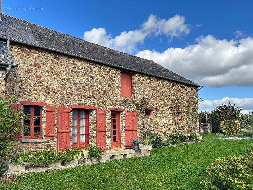 Maison à BAIN-DE-BRETAGNE