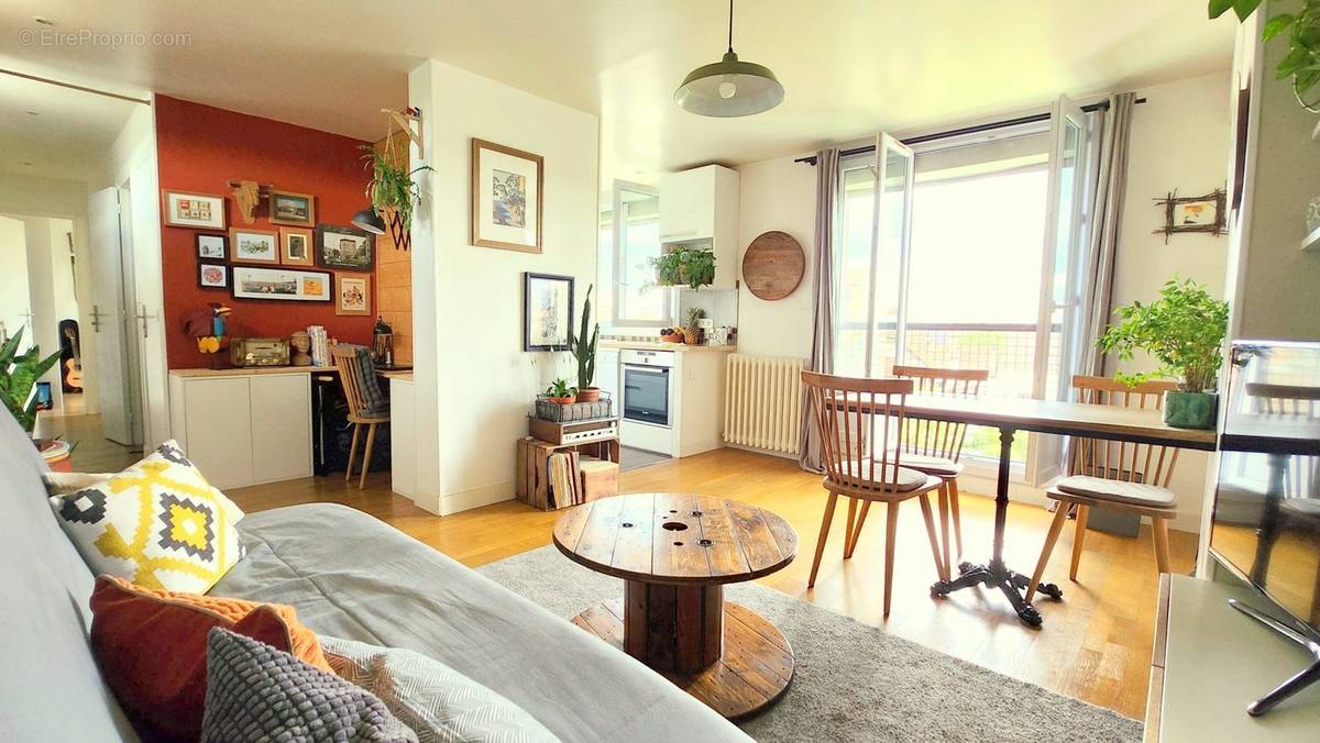 Appartement à MAISONS-ALFORT