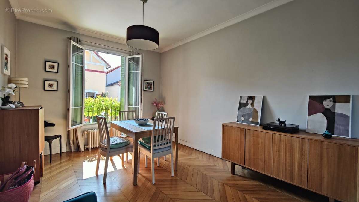 Appartement à BOURG-LA-REINE