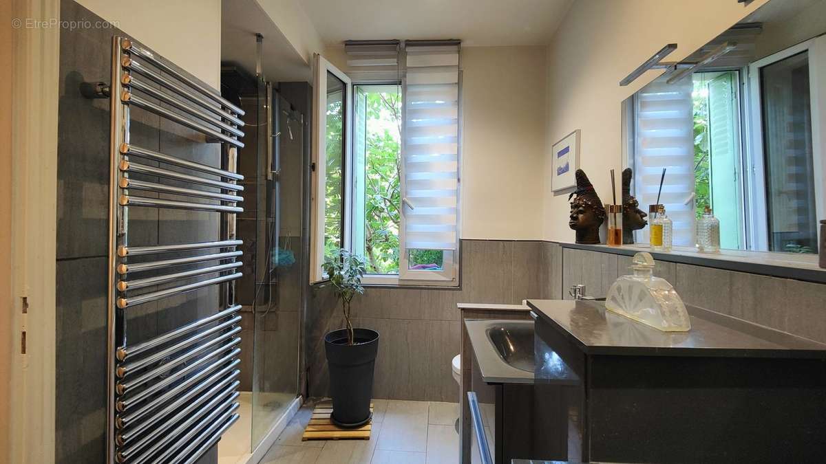 Appartement à BOURG-LA-REINE