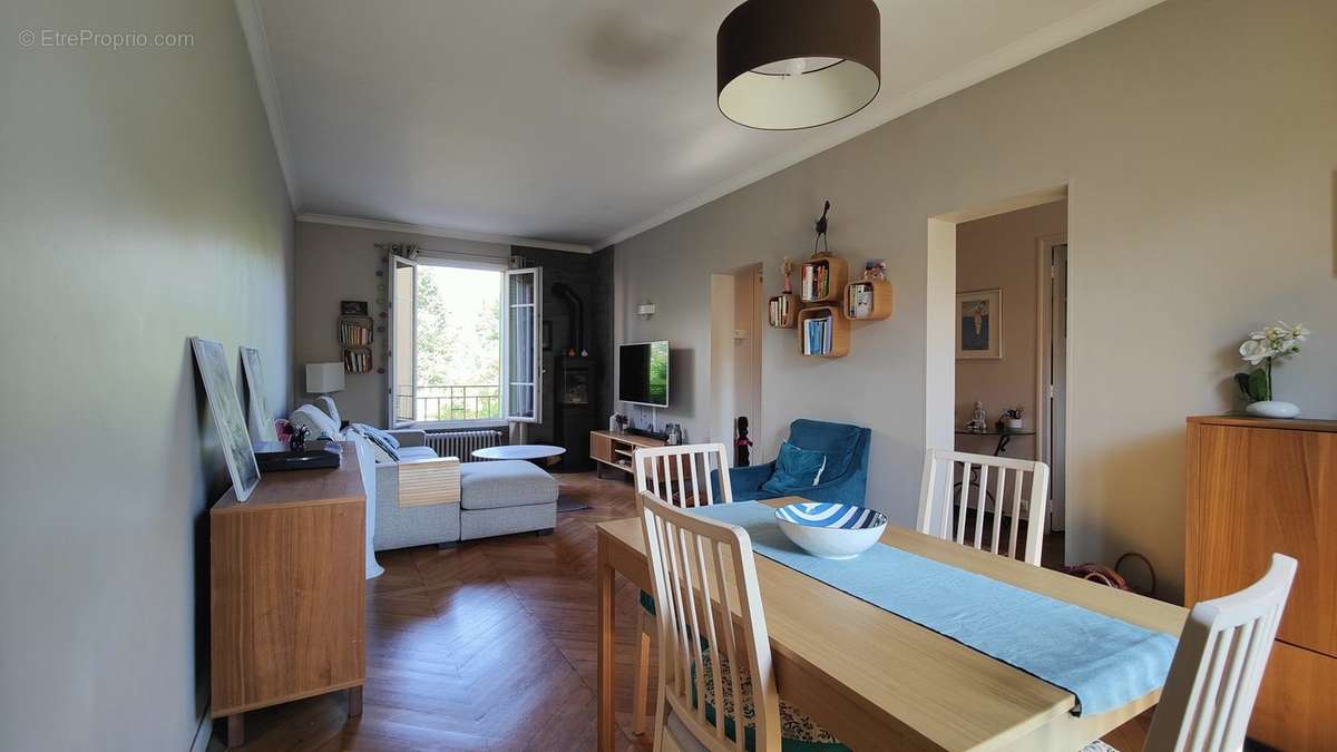 Appartement à BOURG-LA-REINE