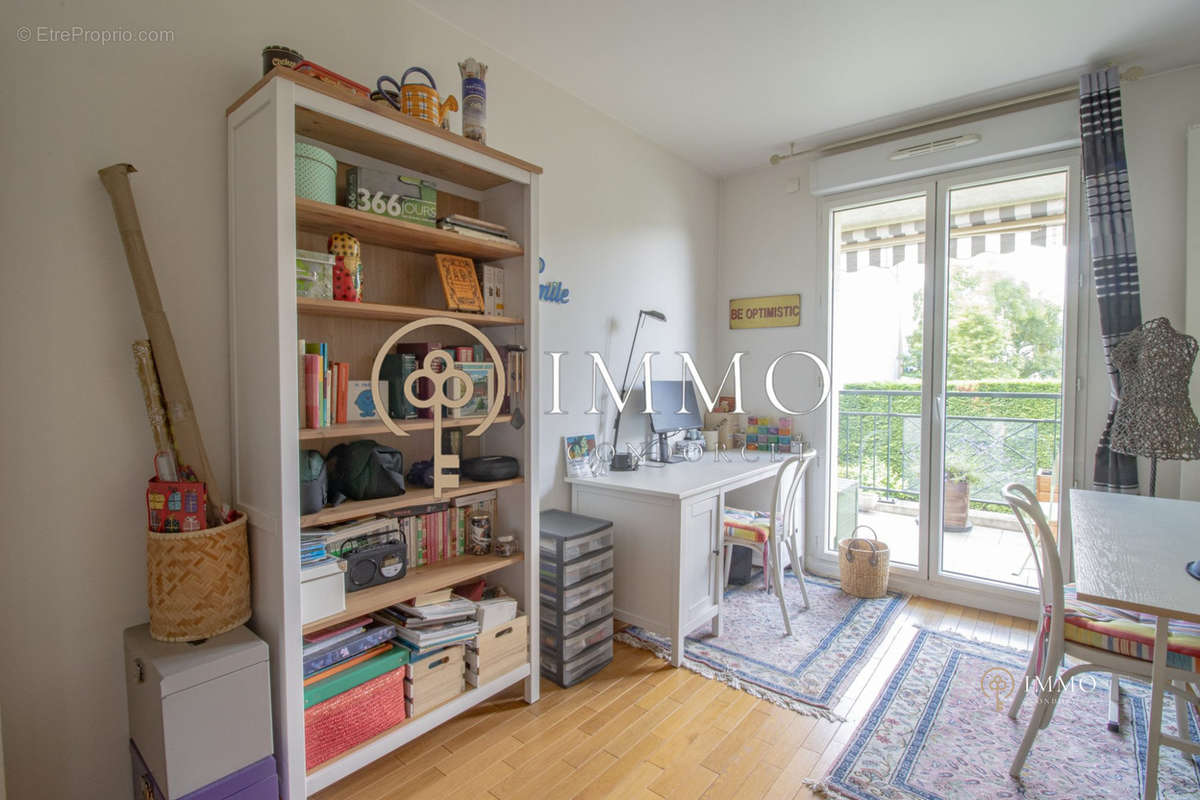 Appartement à BOURG-LA-REINE