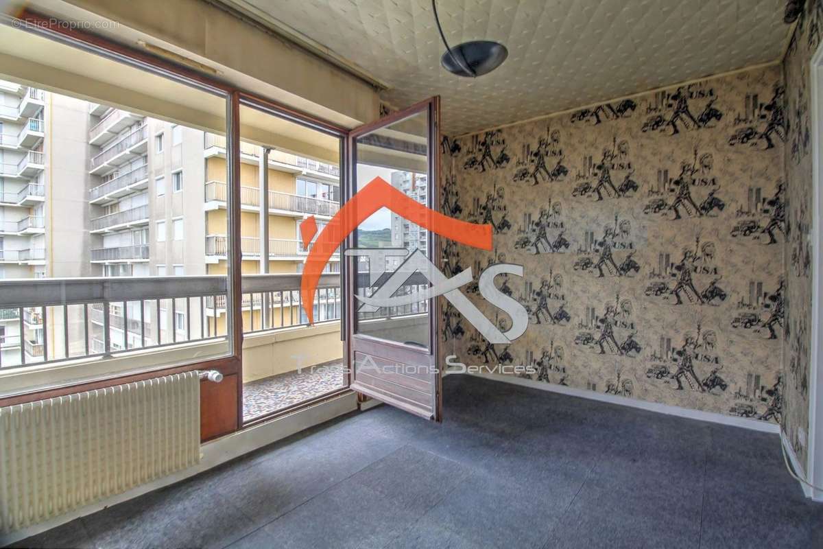 Appartement à SAINT-ETIENNE