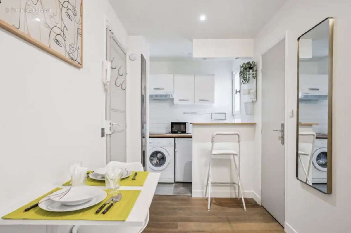 Appartement à PARIS-3E