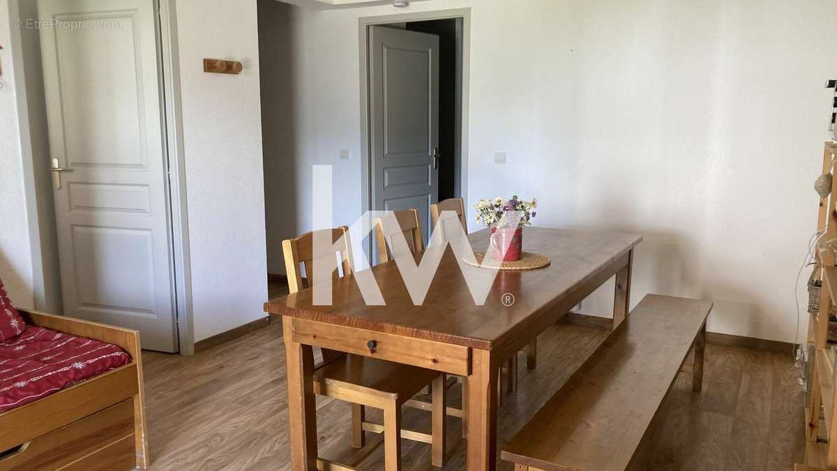 Appartement à ALBIEZ-MONTROND