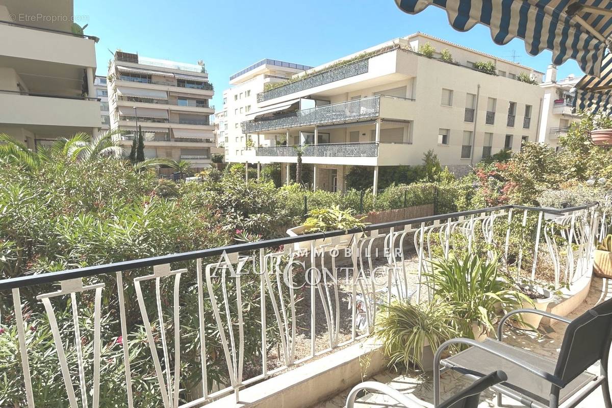 Appartement à CANNES