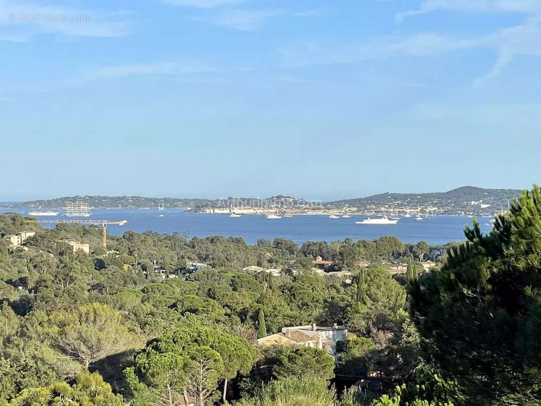 Appartement à GRIMAUD