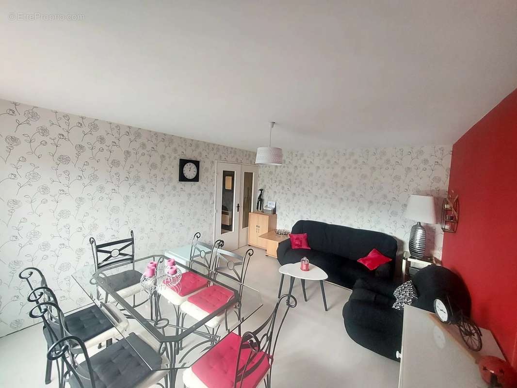 Appartement à CAMIERS