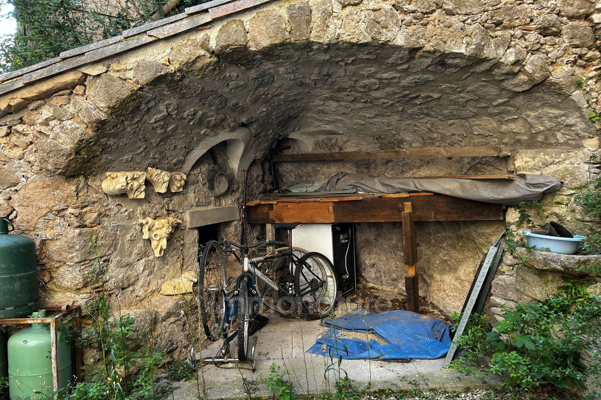 Maison à PEGAIROLLES-DE-BUEGES