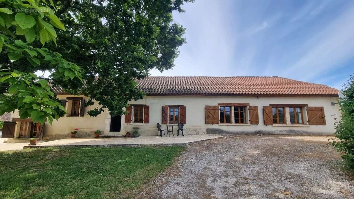 Maison à LABARTHE