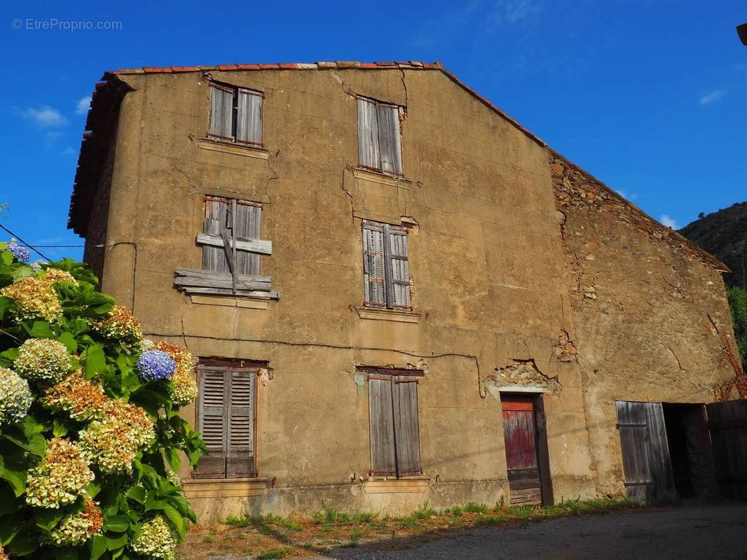 Maison à LA GARDE-FREINET