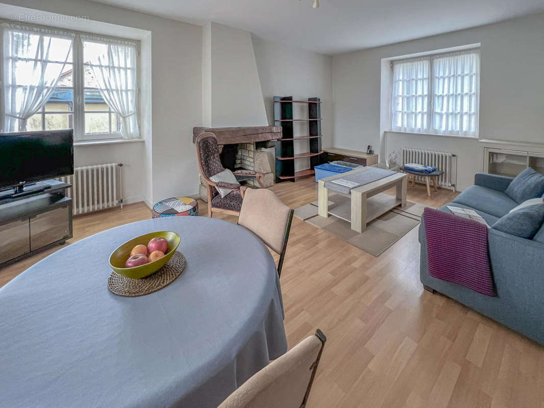 NAEL 1 - Appartement à SAINT-GERMAIN-SUR-ILLE